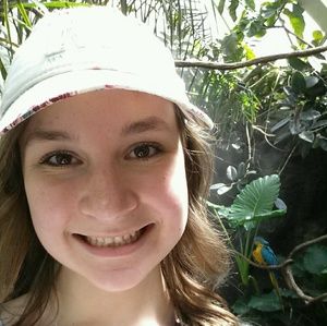 Meet your Posher, Hannah